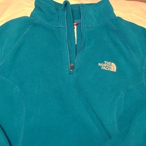 North Face pull over